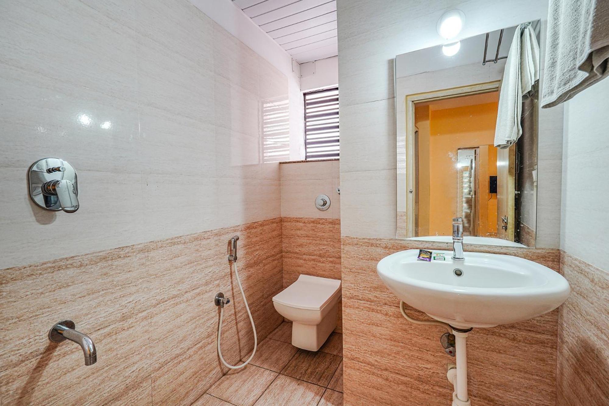 Fabhotel Bns Comforts Bangalore Luaran gambar