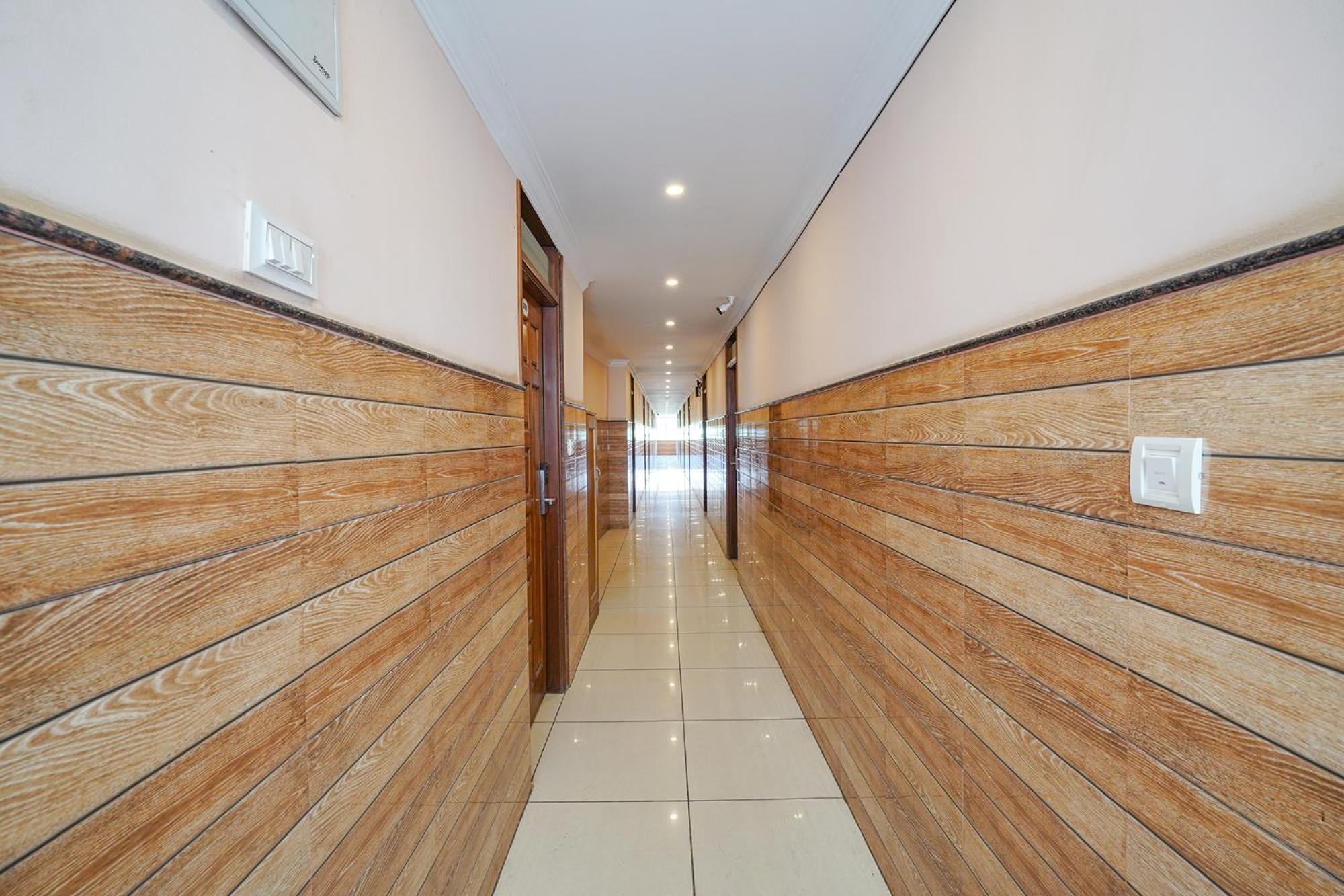 Fabhotel Bns Comforts Bangalore Luaran gambar