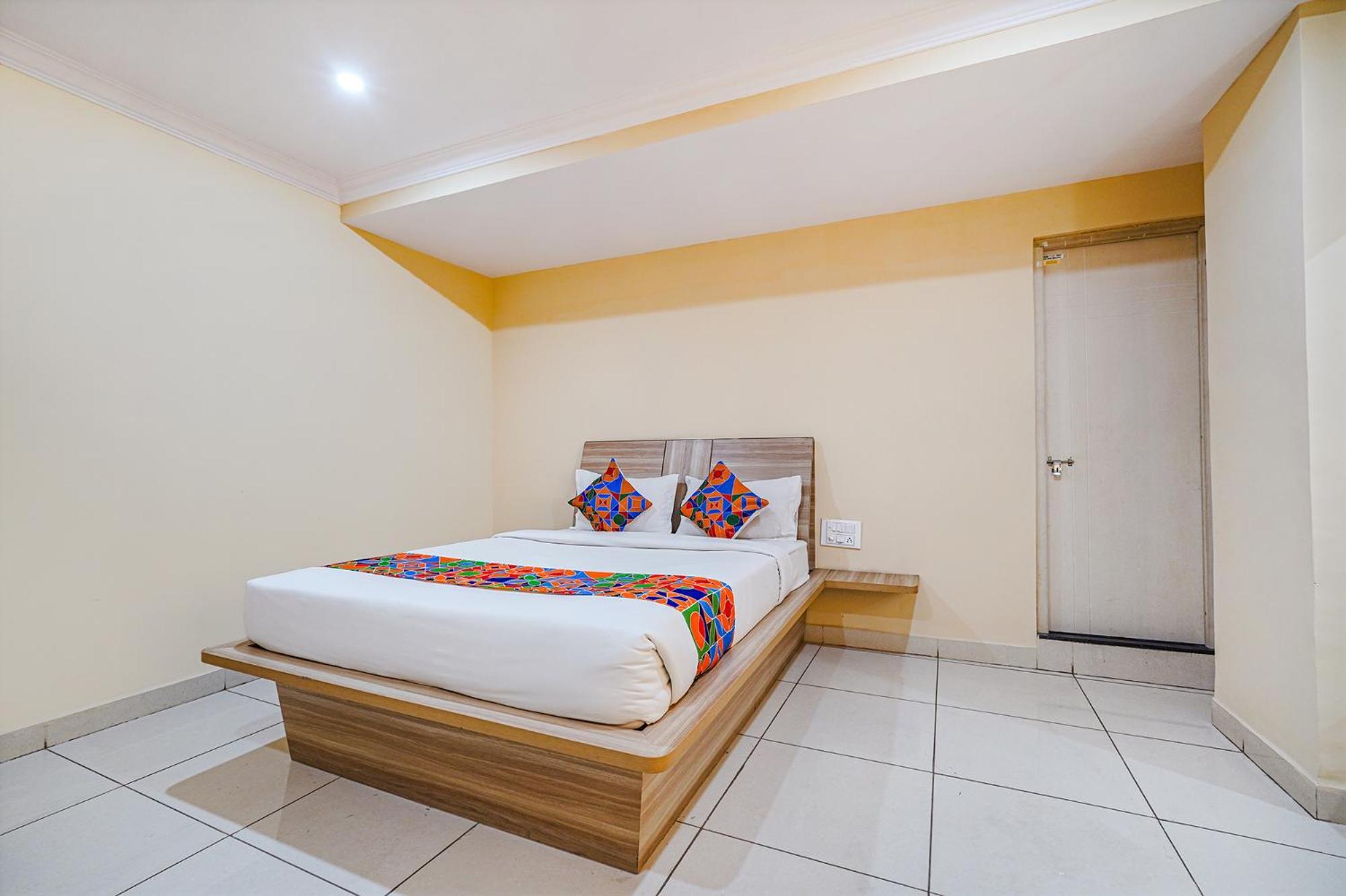 Fabhotel Bns Comforts Bangalore Luaran gambar